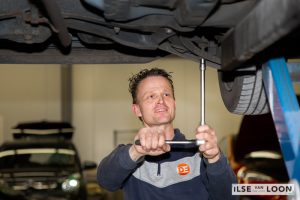 ABS Den Elzen - autoschadeherstel